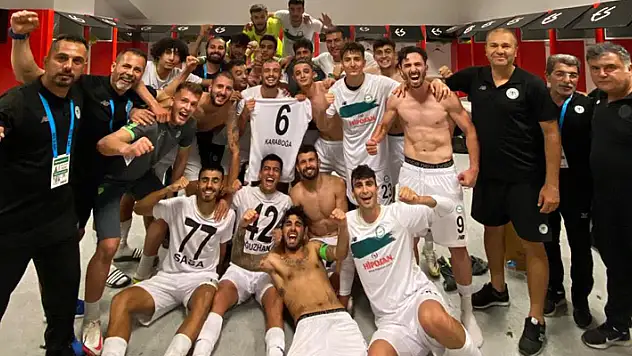 1922 Konyaspor 3 puanı 3 golle aldı
