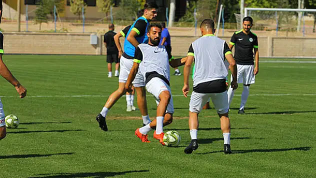 1922 Konyaspor ara vermedi