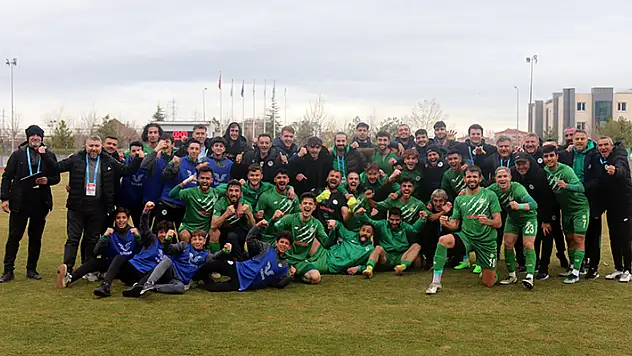 1922 Konyaspor çıkışa geçti
