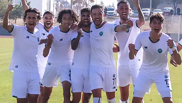 1922 Konyaspor'da 3 puan sevinci

