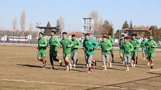 1922 KONYASPOR'DA PAROLA 3 PUAN
