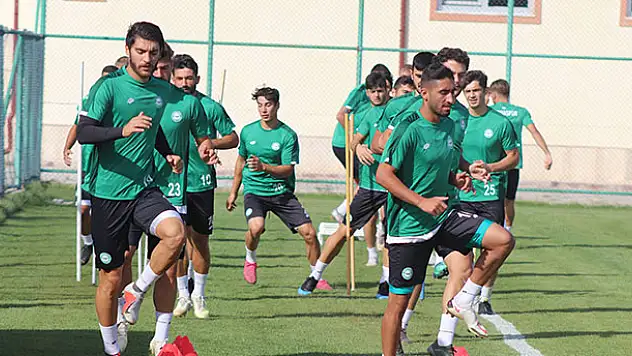 1922 Konyaspor Elazığspor'a bileniyor