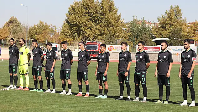 1922 Konyaspor eli boş döndü 