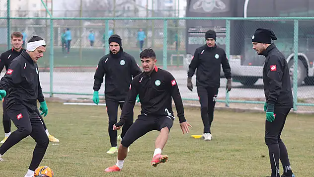 1922 Konyaspor Erzincan'a bileniyor