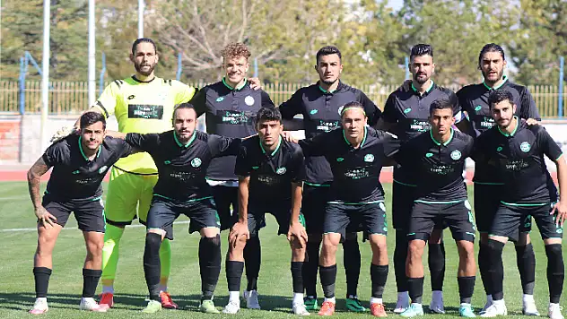 1922 Konyaspor fırsat tepti 