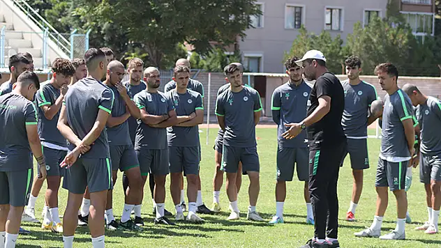 1922 Konyaspor izine ayrıldı
