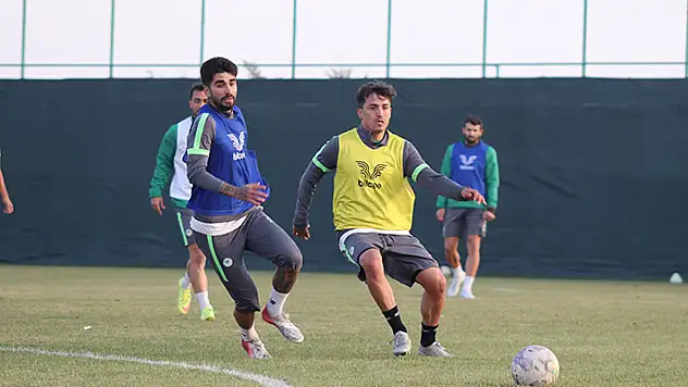 1922 Konyaspor Kütahya'ya bileniyor