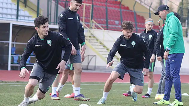 1922 KONYASPOR RÖVANŞ PEŞİNDE!
