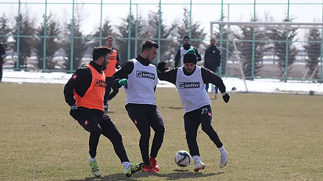 1922 Konyaspor, Şanlıurfa'ya gitti