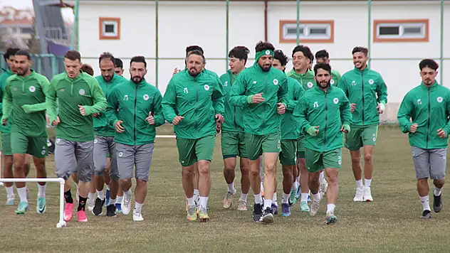 1922 Konyaspor topbaşı yaptı
