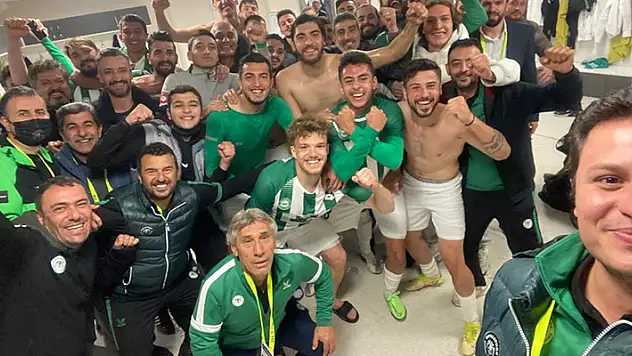 1922 Konyaspor yarışa tutundu 
