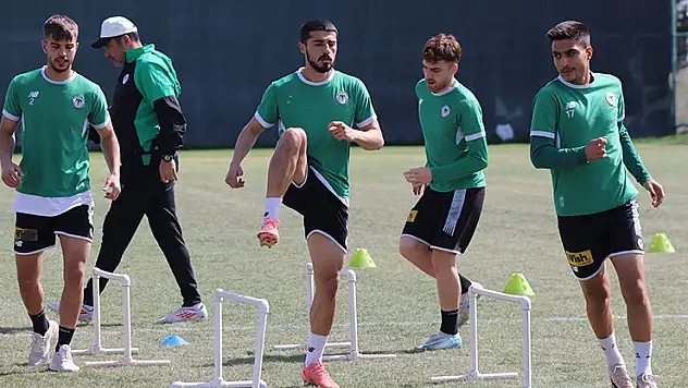 1922 KONYASPOR ZAFER İÇİN GİTTİ!