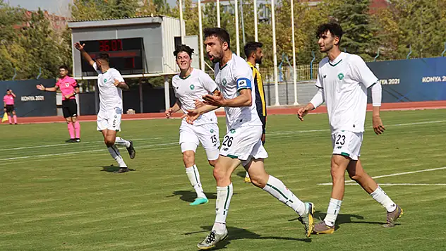 1922 Konyaspor'da 1 puan tesellisi 