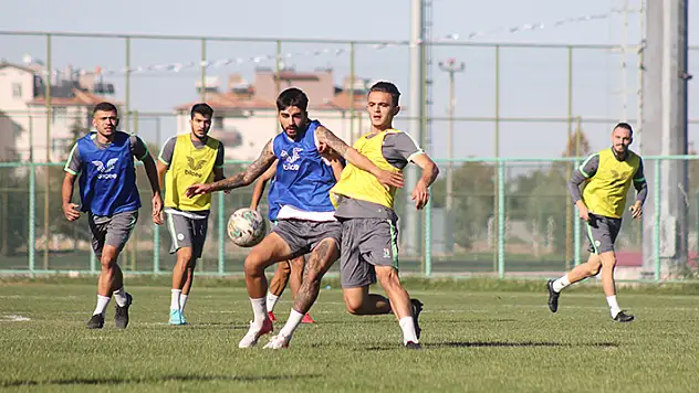 1922 Konyaspor'da çift idman!
