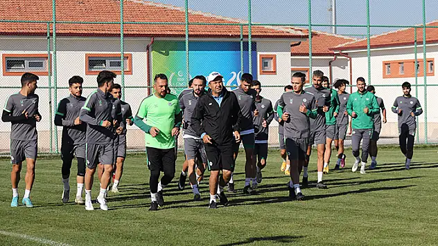 1922 KONYASPOR'UN GÖZÜ ORDUSPOR'DA