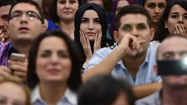 20 bin sözleşmeli öğretmen alım takvimi yayımlandı