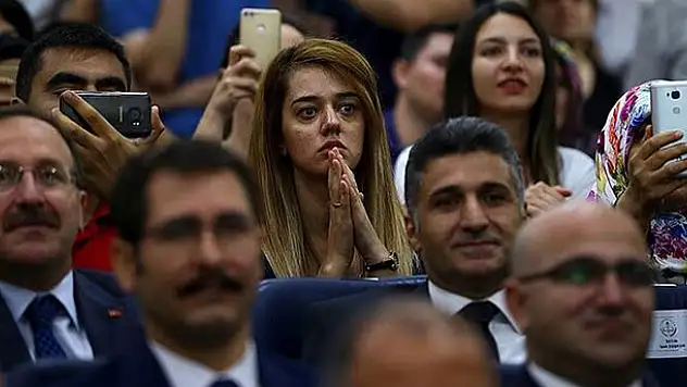 20 bin sözleşmeli öğretmenin ataması yapıldı