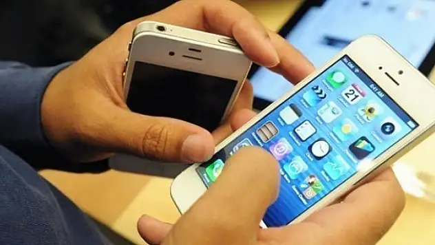 20 saat cep telefonuna bakan kadın ölüyordu!