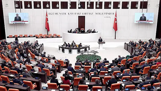 2023'te siyasi partilerin alacakları hazine yardımları belli oldu
