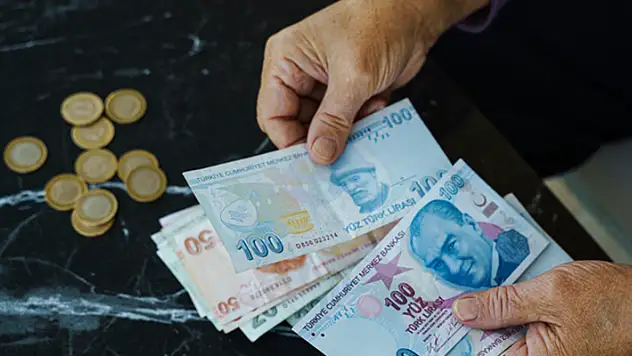 2024'te asgari ücretle birlikte hepsi değişecek! Zam geliyor, elinizi çabuk tutun
