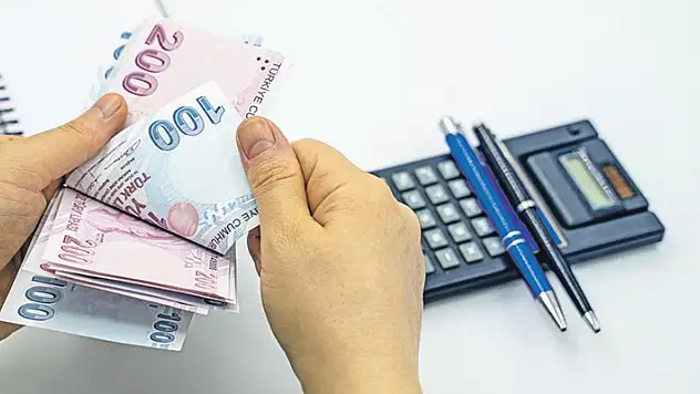 2024 yılı için vergi ve ceza artış oranları kesinleşti! Hepsine yüzde 58 zam geliyor
