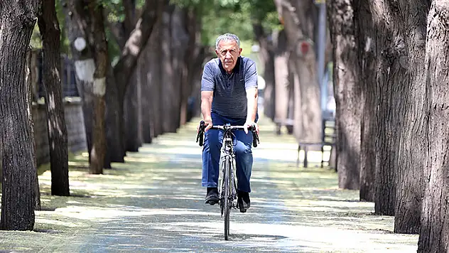 22 yılda Edirne'den Kars'a 19 kez gidip gelecek kadar pedal çevirdi

