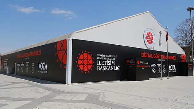 23 Nisan coşkusu Dijital Gösterim Merkezinde