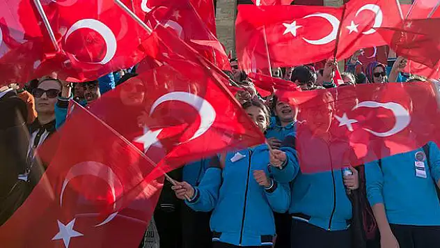 23 Nisan tüm yurtta coşkuyla kutlanıyor