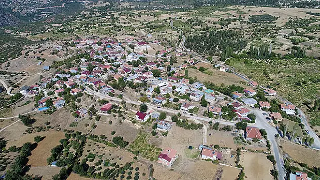 250 haneli bu mahalleden 500'ü aşkın öğretmen çıktı