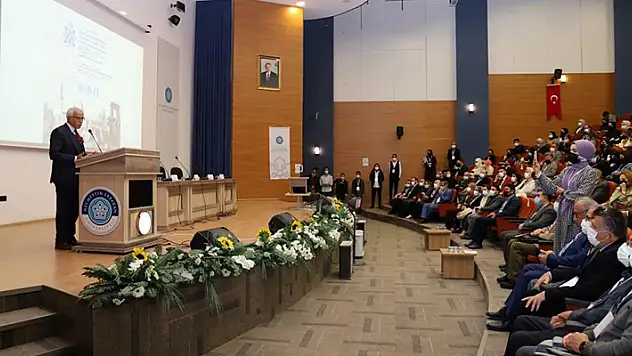 25.'si düzenlenen Uluslararası Sanat Tarihi Sempozyumunun açılışı yapıldı
