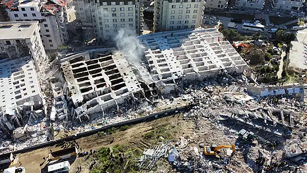 269 kişinin öldüğü Rönesans Rezidans iddianamesi kabul edildi sanıklar için 22'şer yıl hapis istendi

