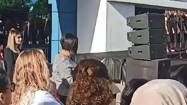 29 Ekim'deki konuşması nedeniyle gözaltına alınan öğretmen adli kontrolle serbest bırakıldı

