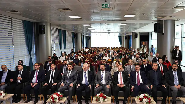 '3. İklim Değişikliği ve Şehirlerin Geleceği' Çalıştayı, KTO Karatay Üniversitesi ev sahipliğinde başladı
