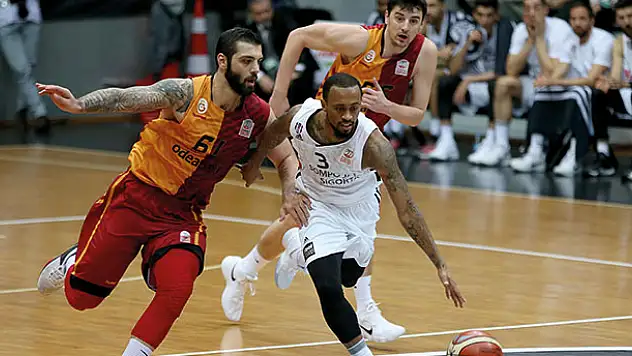 3 kulübe ceza geldi