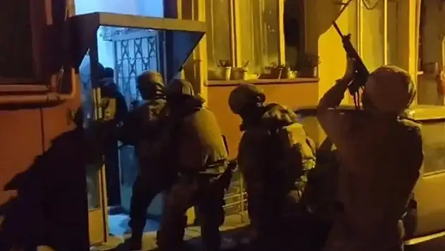 3 organize suç örgütü çökertildi: 63 şüpheli gözaltında
