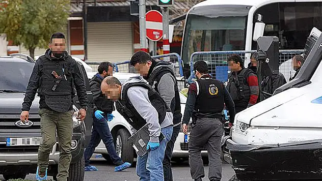 3 polisin yaralandığı saldırıyla ilgili 1 kişi yakalandı