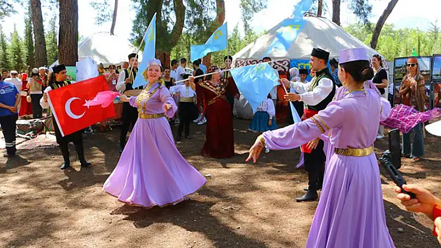 3. Uluslararası Antalya Yörük Türkmen Festivali'ne ziyaretçi akını
