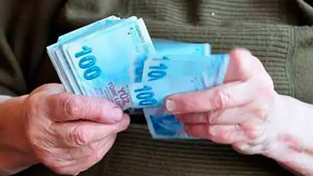 3. zam ile Emekliye 390 TL