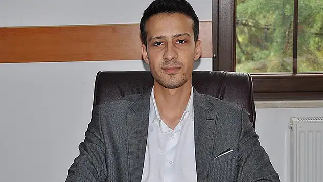 30 yaşındaki Gümüşhacıköy Cumhuriyet Savcısı Cihad Atabaş, evinde ölü bulundu
