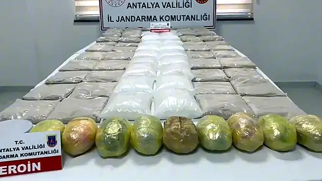 32 ilde 'Narkoçelik-40' operasyonu 125 zehir taciri yakalandı
