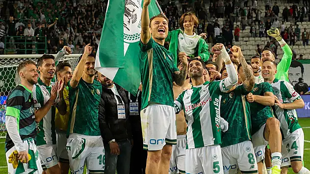 KONYASPOR'DA 32 İSİM FORMA GİYDİ