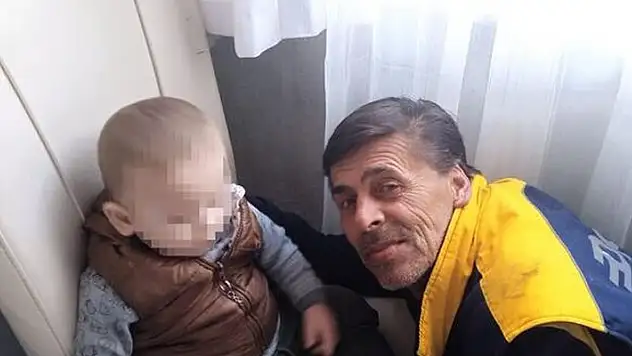 33 yıllık eşi kavgayı ayırırken atılan beton parçasıyla gözlerinin önünde öldü
