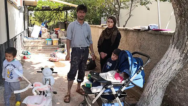 4 çocuğu sel sularında kalan aile evsiz ve eşyasız kaldı
