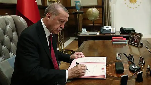 4 üniversiteye rektör atandı