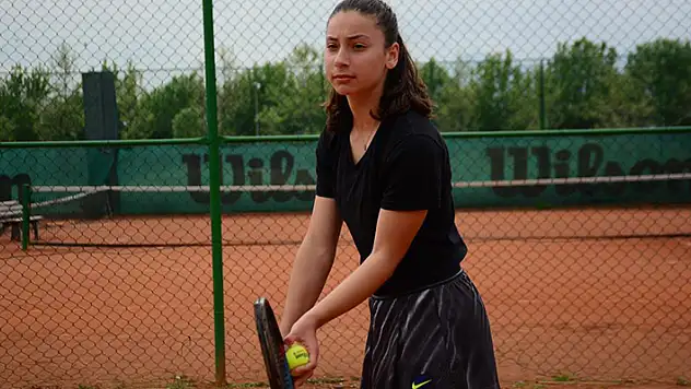 4 yaşından beri korttan çıkmıyor, basamakları hızla tırmanıyor
