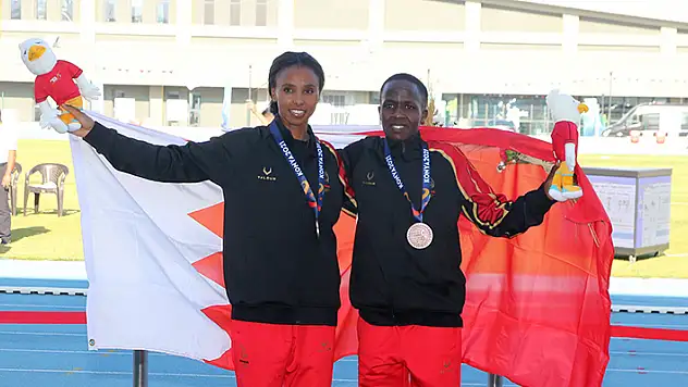 4x400 metre karışıkta madalyalar dağıtıldı

