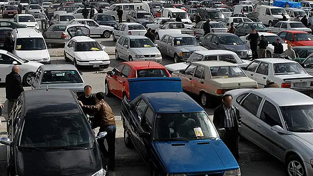 5 bin liralık araca 2 bin 950 lira trafik sigortası istendi