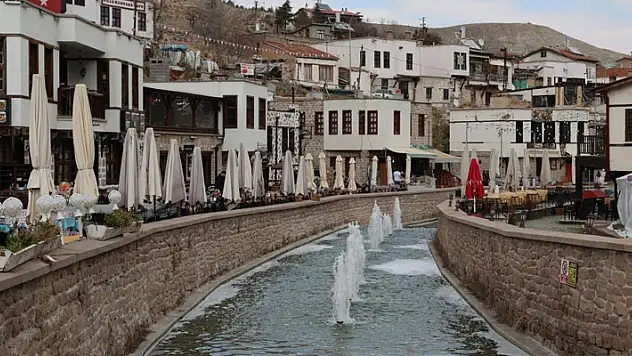 5 bin yıllık tarihi Sille'de son yılların en karsız kışı geçiyor