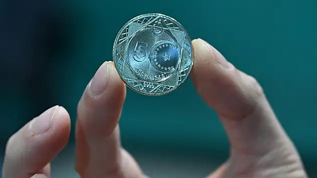 5 lira değerindeki madeni paraların tedavüle çıkarılmasına ilişkin düzenleme Resmi Gazete'de yayımlandı
