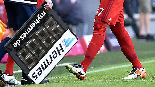 5 oyuncu kuralı uzatıldı 
